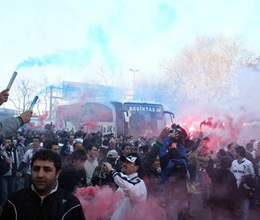 Beşiktaş meşale