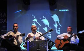 Modern Folk Üçlüsü Abbasağa