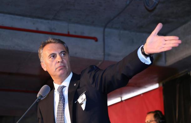 Fikret Orman