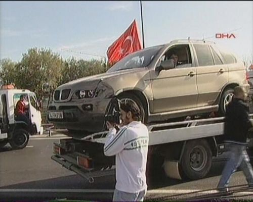 Merter'deki metrobüs kazasında şans eseri ölen yok (Video) 1 metrobus kazaaa2