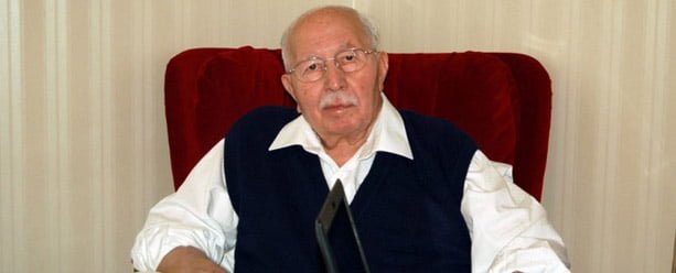 necmettin erbakan vefat etti besiktas postasi