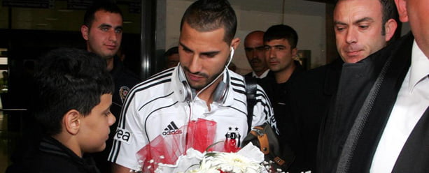 Quaresma İstanbul'da! "Sözleşmem A2 ile değil, şampiyon olacağız" 1 quaresma havaalaniiii bp