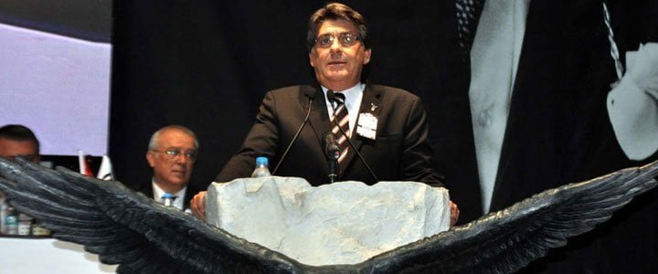 Serdal Adalı'dan açıklama 1 serdal adali kongre