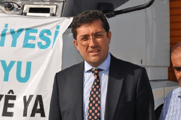 Murat Hazinedar'a CHP içinden çığ gibi tepki! 1 chp taban tepki murat hazinedar seçkin taşeron beltaş işçileri beşiktaş belediye başkani işten çıkarma grev destek beşiktaş chp gençlik örgütü