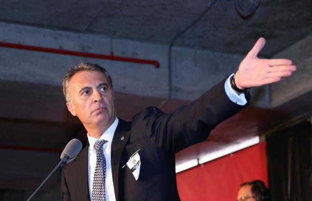 "Başarısız olanları şahsi inşaatlarının başına göndermek lazım" 1 fikret orman divan 2983472