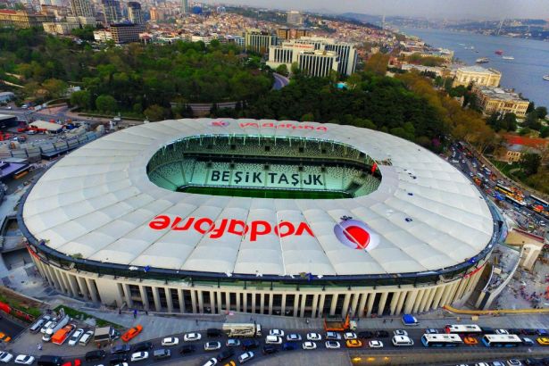 Beşiktaş, Vodafone ile yapılan stadyum isim sponsorluğu anlaşmasının sezon sonunda yenilenmeyeceğini açıkladı