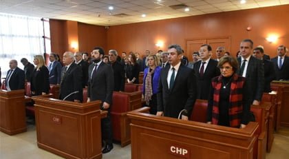 Beşiktaş Belediye Meclisi'nde Ortaköy Spor Sahası Tartışıldı !