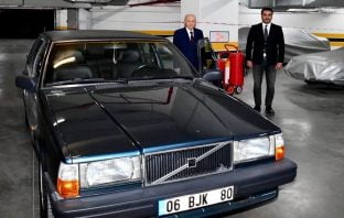 Devlet Bahçeli’den “BJK Plaka” Sürprizi