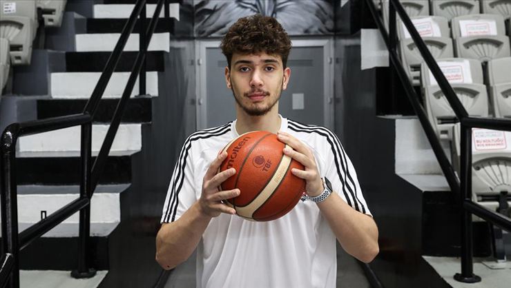 Beşiktaş'ın genç yıldızı Alperen Şengün: 'NBA'e bir an önce gitmek istiyorum' 1 Alperen Sengun Bir an once NBAe gidip orada gelismek istiyorum
