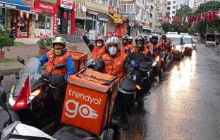 Beşiktaş’ta Trendyol için çalışan 200 moto kurye eylem yaptı. trendyol moto kuryeleri protesto