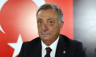 Derbi öncesi Abdülkerim Bardakcı'nın cezası düştü. Beşiktaş taraftarı Ahmet Nur Çebi'ye isyan etti