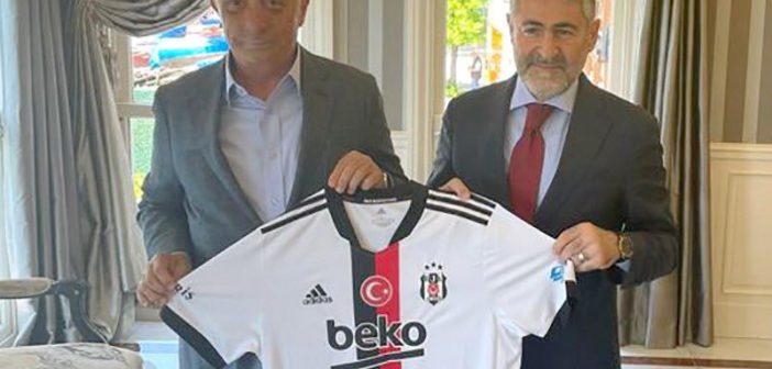 Ahmet Nur Çebi,  Maliye Bakanı Nureddin Nebati’yi ziyaret etti.