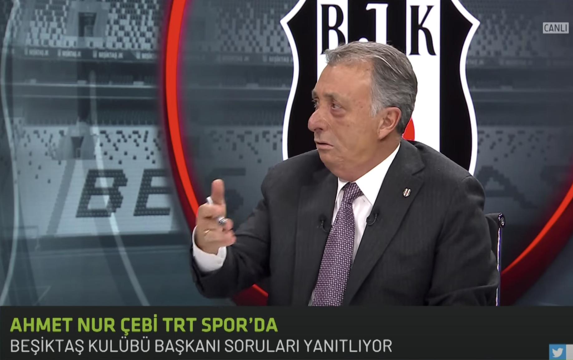 Ahmet Nur Çebi'nin Valerien Ismael yorumu siyah-beyazlı taraftarları çıldırttı 1 Ahmet Nur Çebi'nin Valerien Ismael yorumu siyah-beyazlı taraftarları çıldırttı