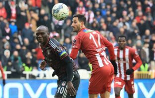 Beşiktaş’ta işler iyi gitmiyor. Sivasspor 1-0 Beşiktaş Beşiktaş'ta işler iyi gitmiyor. Sivasspor 1-0 Beşiktaş