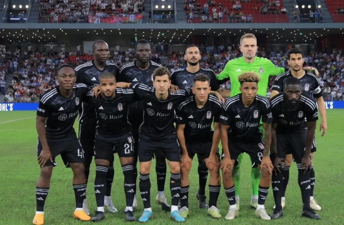 UEFA Avrupa Konferans Ligi 2. ön eleme turu rövanş maçında temsilcimiz Beşiktaş, ilk maçta 3-1 mağlup ettiği Tirana'yı deplasmanda da 2-0 devirerek 3. ön eleme turuna yükseldi.