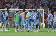 Trabzonspor Beşiktaş'ı 3-0'la dağıttı