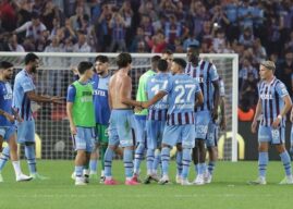 “Beşiktaş yönetimine ne desem, yazsam az kalır!”