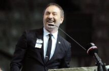 Ahmet Nur Çebi: Hürser Tekinoktay kinaye yapmıştır.