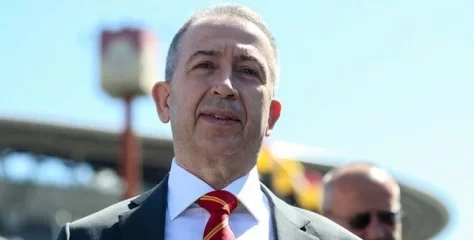 Hürser Tekinoktay'ın Cumhuriyetin 100. Yılında ’Süper kupa finalinin Türkiye’de olması için yaptığı çağrıya Galatasaray 2. Başkanı Metin Öztürk'ten cevap geldi.