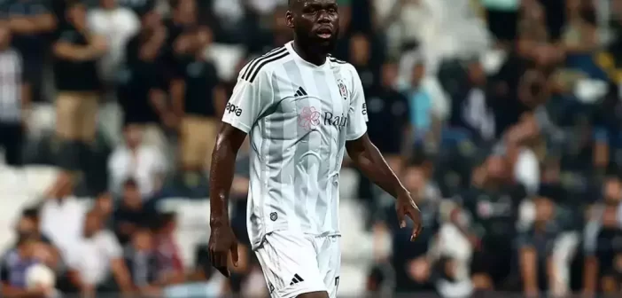 Beşiktaş, Jean Onana’nın Fransa ekibi Marsilya’ya kiralık olarak transferini Kamuyu Aydınlatma Platformu’na (KAP) bildirdi.