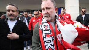 sergen yalcin antalyaspor