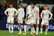 Beşiktaş, Süper Lig'in 31. haftasında RAMS Başakşehir karşılaşmasından 1-1 eşitlikle ayrıldı. Beşiktaş bu sonuçla birlikte Süper Lig'deki galibiyet hasretini 4 maça çıkarttı.