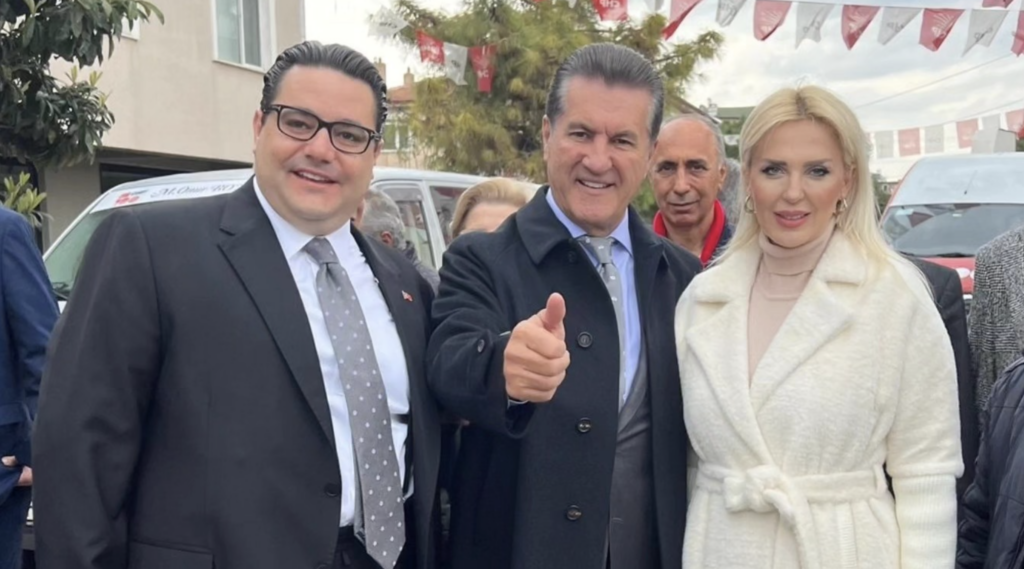 Onur Bozkurter haberlerini ve Onur Bozkurter ile ilgili son gelişmeleri Beşiktaş Postası Onur Bozkurter sayfalarından takip edebilirsiniz.