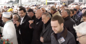 Ayfer Atay Ortaköy Büyük Mecidiye Camii'nde mahşer kalabalığı ile uğurlandı.