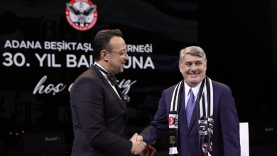 Beşiktaş başkanlığı için adaylığını açıklayan Serdal Adalı ile Hüseyin Yücel, Adana Beşiktaşlılar Balosuna katılarak üyelere konuşma yaptılar.