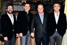 Cem Önal, Nedim Keçeli, Metin Sen, Cenk Önal Yılbaşına Etiler Akmerkez Serafina Restaurant'ta girdiler.