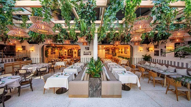 Serafina Akmerkez Etiler Nispetiye Caddesi'nde, Akmerkez AVM'de bulunmaktadır. Serafina Restoran ile ilgili bilgi ve haberleri Beşiktaş Gazetenizden takip edebilirsiniz.