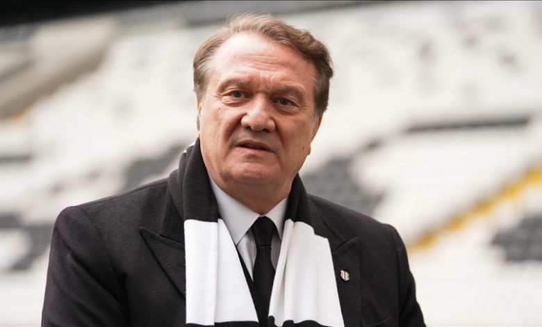 Hasan Arat'a İngiltere'den Yabancı Damat 1 Fırtınalı günlerden çıkan Beşiktaş eski yöneticisi Hasan Arat’ın Kızı Zeynep Arat, İngiliz Jack Hershman ile evleniyor.