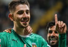 Rio Ave, Beşiktaş'ın adeta elinden kaçırdığı Demir Ege Tıknaz'ı 5 milyon Euro'ya satın almasının ardından 10 milyon Euro'ya Benfica'ya satacak
