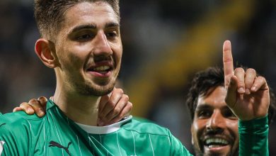 Rio Ave, Beşiktaş'ın adeta elinden kaçırdığı Demir Ege Tıknaz'ı 5 milyon Euro'ya satın almasının ardından 10 milyon Euro'ya Benfica'ya satacak