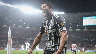 Beşiktaş'ın eski başkanı Ahmet Nur Çebi'nin yaşı nedeniyle almadığı Hulk, Brezilya ekibi Atletico Mineiro'da 125 gole ulaştı
