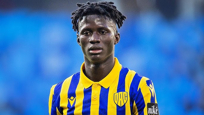 Beşiktaş'ta yeni macera: Mahmudu Bajo! 1 Beşiktaş, ara transferde Keny Arroyo ve Elan Ricardo'ya 15 milyon Euro harcamasının ardından şimdi de Mahmudu Bajo'yu kadrosuna katmak üzere