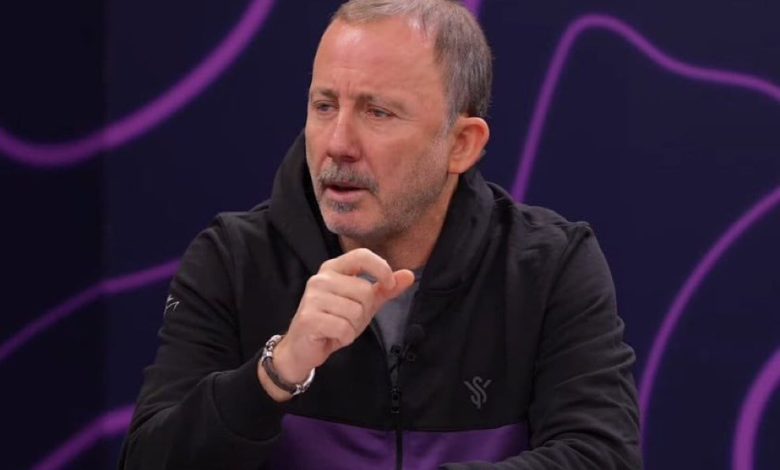 Sergen Yalçın haklı çıktı! 1 Beşiktaş'ın eski teknik direktörü Sergen Yalçın'ın eleştirdiği Francesco Farioli yönetimindeki Ajax, ligde 9 puan önünde olduğu PSV'ye son hafta liderliği kaptırdı