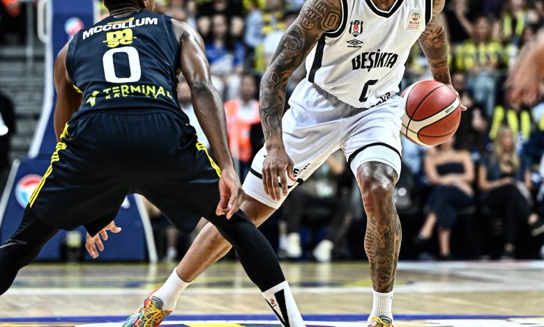Beşiktaş Fibabanka ilk maçı kaybetti 1 Basketbol Süper Lig, play-off final ilk maçında Fenerbahçe Beko, Beşiktaş Fibabanka'yı 94-76 yenerek seride 1-0 öne geçti