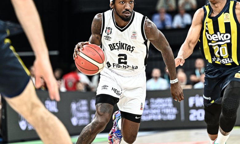 Beşiktaş Fibabanka pes etti 1 Türkiye Basketbol Süper Ligi Play-Off Final serisi 4. maçında Beşiktaş Fibabanka, ağırladığı Fenerbahçe Beko'ya 91-87 yenilerek seride 3-1 geriye düştü