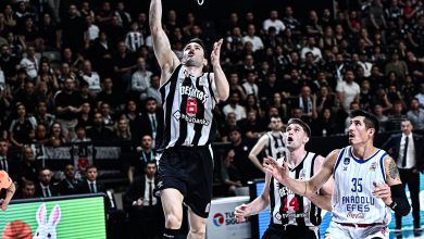 Beşiktaş Fibabanka, play-off yarı final ilk karşılaşmasında evinde Anadolu Efes'e yenilerek avantajı rakibine verdi
