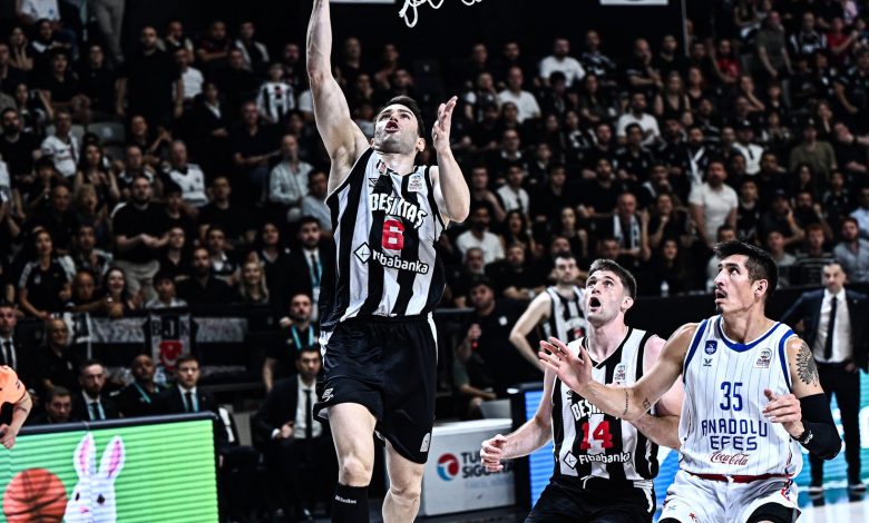 Beşiktaş Fibabanka kötü başladı 1 Beşiktaş Fibabanka, play-off yarı final ilk karşılaşmasında evinde Anadolu Efes'e yenilerek avantajı rakibine verdi