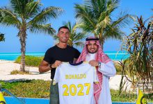 40 yaşındaki Cristiano Ronaldo, Al Nassr ile bitecek sözleşmesini yenilerken yıllık 200 milyon Euro kazanacak!