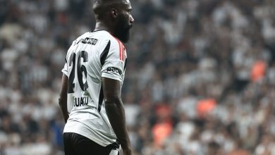 Beşiktaş Kulübü, 2022'de takıma dahil olan ve bugün sözleşmesi sona eren Arthur Masuaku ile yolların resmen ayrıldığını duyurdu