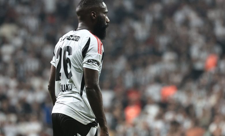 Beşiktaş'tan Arthur Masuaku'ya veda 1 Beşiktaş Kulübü, 2022'de takıma dahil olan ve bugün sözleşmesi sona eren Arthur Masuaku ile yolların resmen ayrıldığını duyurdu