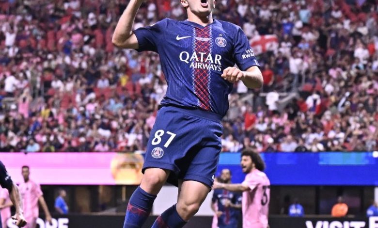 Paris Saint Germain'den Lionel Messi'ye ağır fatura! 1 Paris Saint Saint Germain, Lionel Messi'li Inter Miami'yi 4-0 yenerek FIFA Kulüpler Dünya Kupası'nda çeyrek finale çıktı