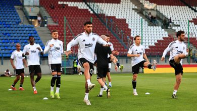 Beşiktaş, UEFA Avrupa Ligi 2. Ön Eleme Turu'nda Beşiktaş, kendi evinde 4-2 kaybettiği Ukrayna temsilcisi Shakhtar Donetsk'e Polonya'da oynanan mücadelede de 2-0 mağlup oldu