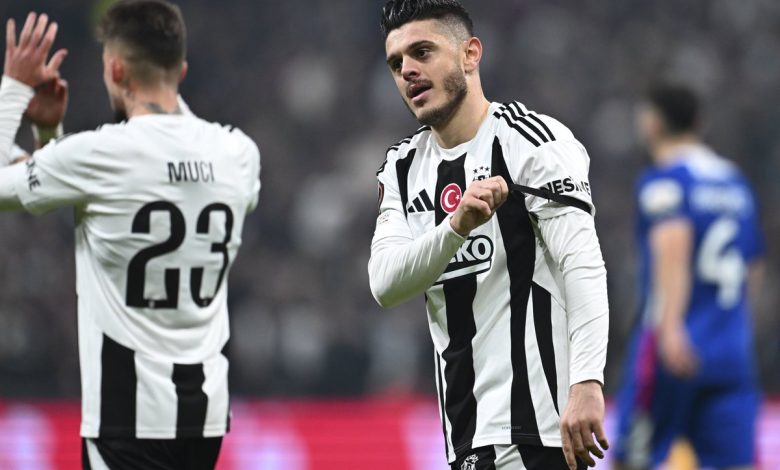 Beşiktaş'ta Ciro Immobile'nin ardından Alex Oxlade Chamberlain'in de sözleşmesi feshedildi. Sırada Onana, Zaynutdinov ve Rashica var