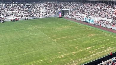 Beşiktaş'ta bu hafta sonu başlayacak Süper Lig öncesi Tüpraş Stadı'nın zemininin içler acısı hali endişe yaratıyor