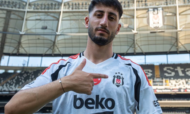Beşiktaş, Can Keleş'i Süper Lig'den Kocaelispor'a, Fahri Kerem Ay'ı ise 1. Lig temsilcisi İstanbulspor'a kiraladı