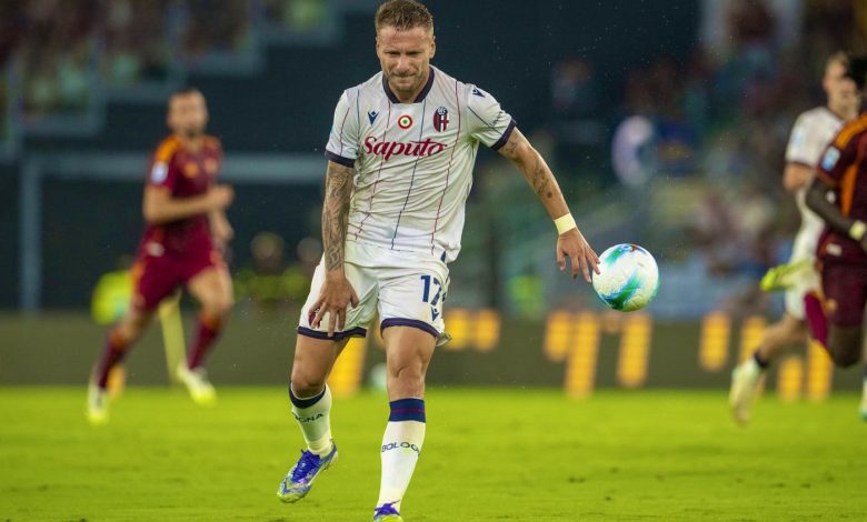 Ciro Immobile'ye sakatlık şoku! 1 Ciro Immobile, Beşiktaş'tan ayrılıp gittiği Bologna'nın Roma ile oynadığı maçta yaşadığı sakatlık nedeniyle en az 2 ay forma giyemeyecek